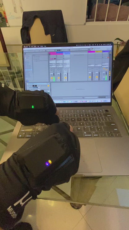 MUGIC® Motion Sensor 2.0 & Glove BUNDLE